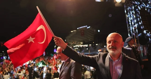 Başkan Çolakbayrakdar: 15 Temmuz ruhu, milletimizin iradesinin en güçlü nişanesidir Başkan Çolakbayrakdar dan milli iradeye sahip çıkan Kayserililere teşekkür Kayseri Haberleri Habertürk Yerel Haberler