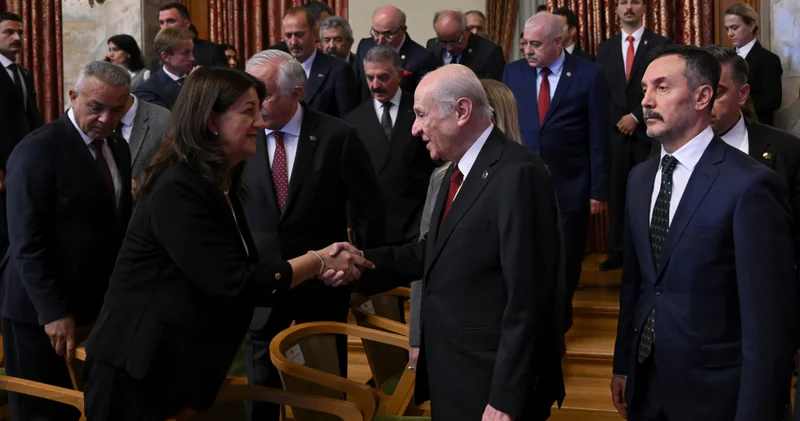 Son dakika: TBMM de Devlet Bahçeli ve Efkan Ala ile görüşen Pervin Buldan: İçeriğe dair bilgi vermeyeceğiz Son dakika haberleri