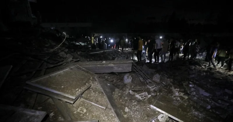 Katil İsrail, ateşkese rağmen yine Gazze ye saldırdı
