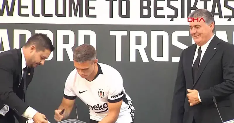 Leandro Trossard, 20 bin taraftarın önünde Beşiktaş a imzayı attı