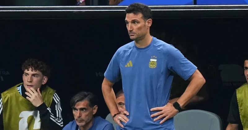 Lionel Scaloni: Oyuncuların sergilediği performansı anlatmak zor, bizi zafere taşıyorlar