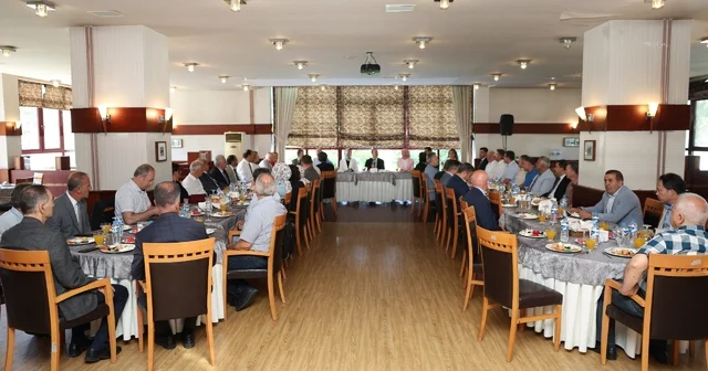 Atatürk Üniversitesi geleceğini ortak akılla şekillendiriyor Rektör Hacımüftüoğlu: Elde ettiğimiz başarılar, güçlü yönetim anlayışımızın ve ortak emek kültürümüzün bir sonucudur Erzurum Haberleri Habertürk Yerel Haberler