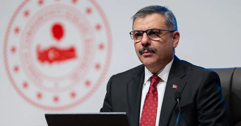 Bakan Çiftçi: Tribünlerde holiganizme asla geçit vermeyeceğiz