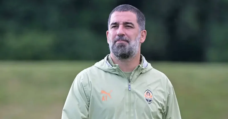 Arda Turan dan Necip Uysal a duygusal veda!
