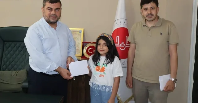 Hatay da Yaz Kur an Kursu Hikâyem yarışmasında dereceye giren öğrenciler ödüllendirildi Hatay Haberleri Habertürk Yerel Haberler
