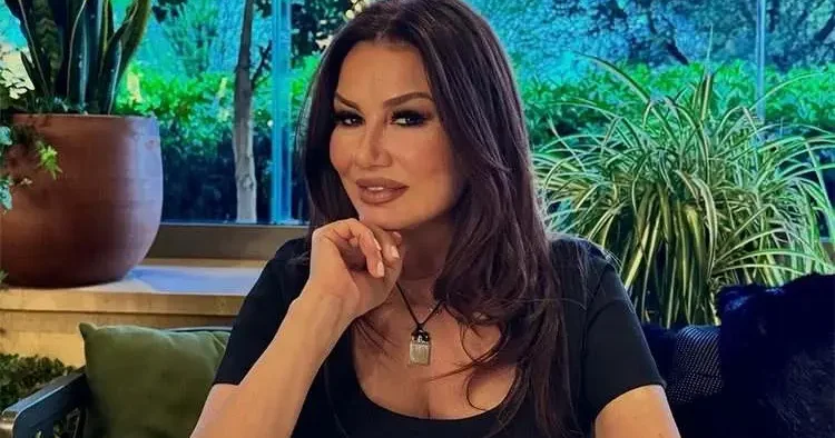 23 yıllık küslük bitmişti: Bayhan dan Deniz Seki ye sürpriz hastane ziyareti