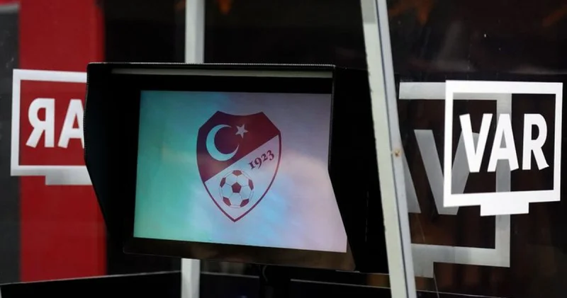 Beşiktaş Eyüpspor maçının VAR I Andrew Donaldson Dallas!