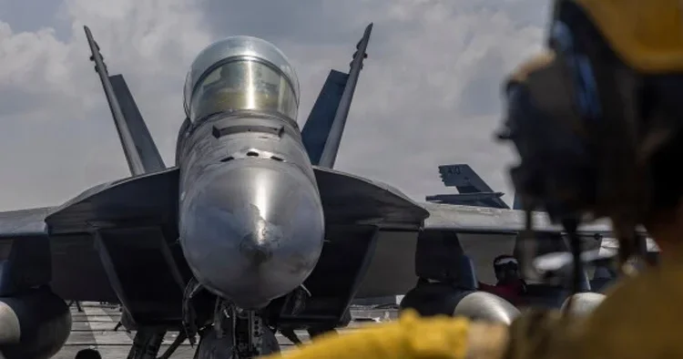 İran dan kayıp pilotlar için yeni öneri: Katar a ekip gönderme teklifi