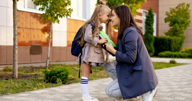 Okul döneminin yükü neden hep annelerin üzerinde?