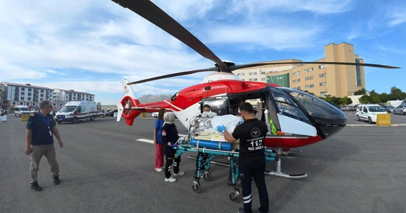 Ambulans helikopter kalp hastası bebek için havalandı