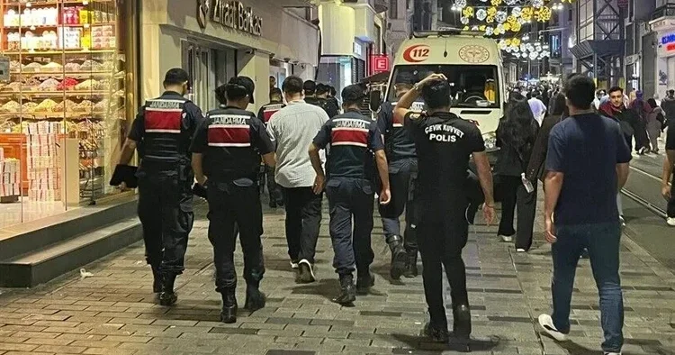 Ailem Güvende operasyonunda şüpheliler adliyede: Fuhuş, müstehcenlik ve örgüt suçlaması