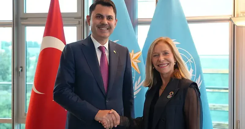 Bakan Kurum, Cenevre’de WMO Genel Sekreteri Saulo ile görüştü