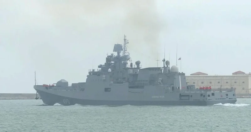 Danimarka: Rus savaş gemisinden helikopterimize acil durum işaret fişeği atıldı