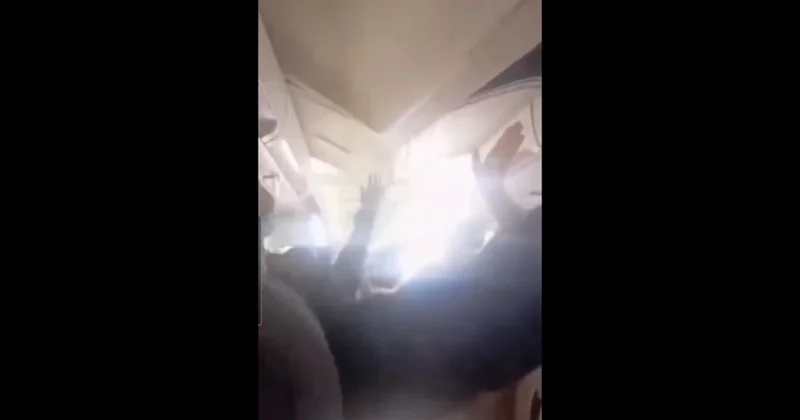 Yolcu uçağında türbülans paniği: Kabin tavanı çöktü! Sözcü Gazetesi