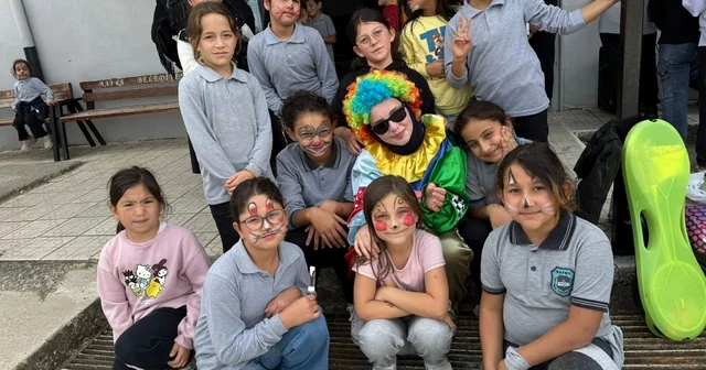 Bafra Gençlik Merkezi nden Kelikler köy okuluna ziyaret Samsun Haberleri