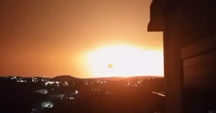 İsrail den Lübnan a hava saldırısı! Çok sayıda bölge hedef alındı: Şiddetli patlamalar yaşanıyor