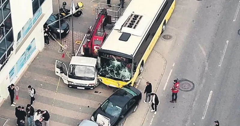 İETT şoförüyle motosikletli kavgası faciayla bitti: 1 ölü 4 yaralı
