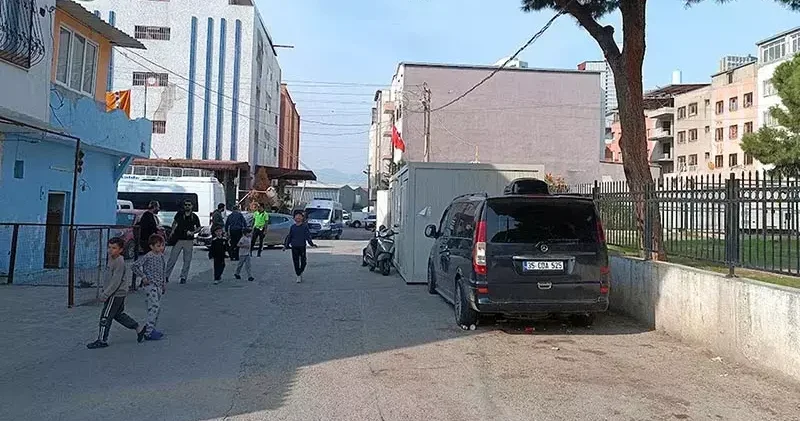 Gülben, sokakta karşılaştığı eski eşi tarafından bıçaklanarak öldürüldü