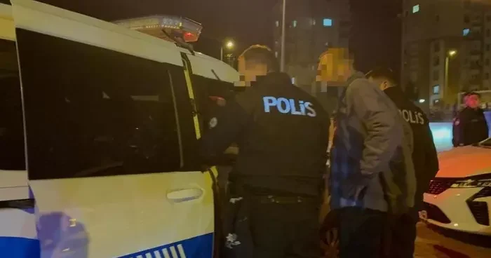 Babadan, polisten kaçan oğluna sert tepki: Lastik yerine keşke kafana sıksalardı