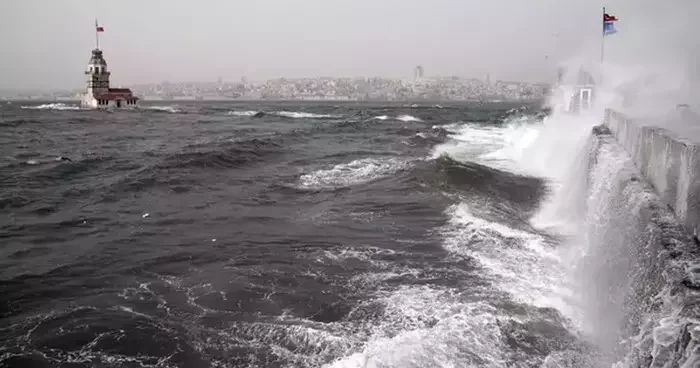 Meteoroloji raporu paylaştı! Önümüzdeki 5 günde dikkat... İstanbul için poyraz uyarısı: Sert esecek