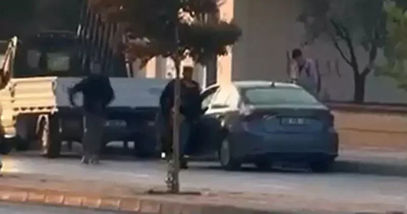 Okul müdürüne çocuklarının gözü önünde silahlı saldırı; o anlar kamerada