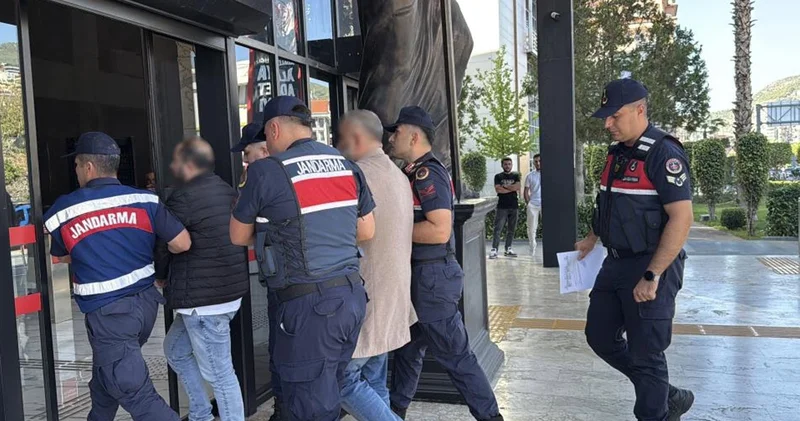 Antalya da sahte pasaportla 24 milyon liralık vurgun