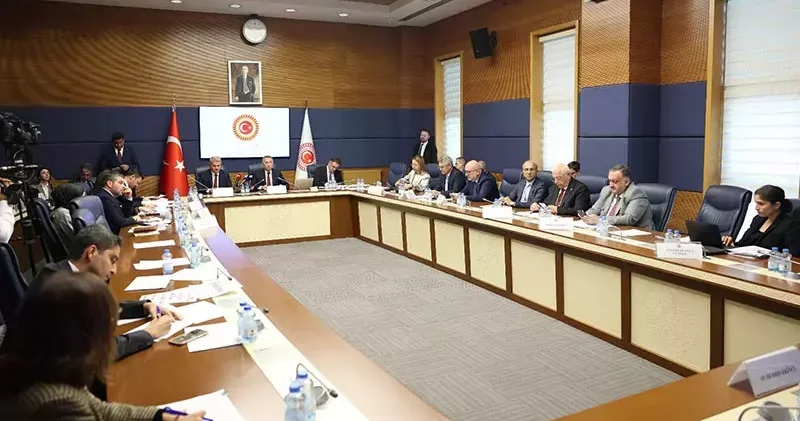 Dışişleri Komisyonu Başkanı Oktay: Gazze ye ilişkin gelişmelerde artık Türkiye masadadır