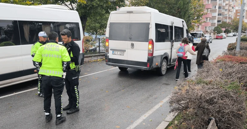 Kütahya da akılalmaz sorumsuzluk: Özel öğrencileri serviste bırakıp kaçtı! Sözcü Gazetesi
