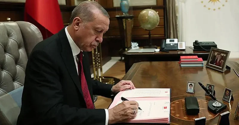 Erdoğan imzaladı, Resmi Gazete de yayımlandı! 13 bakanlık ve kurumda görev değişimi
