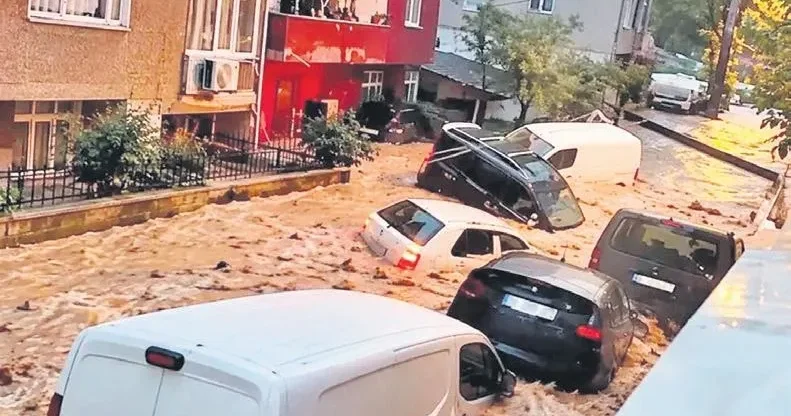 MEVLÜT TEZEL Obez, mega köy!