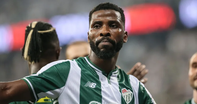 Bursaspor da Kelechi Iheanacho tarihe geçti!