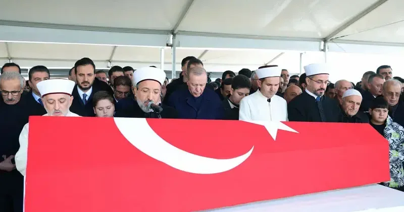 Cumhurbaşkanı Erdoğan, Dündar Ziya Gültekin’in cenaze törenine katıldı