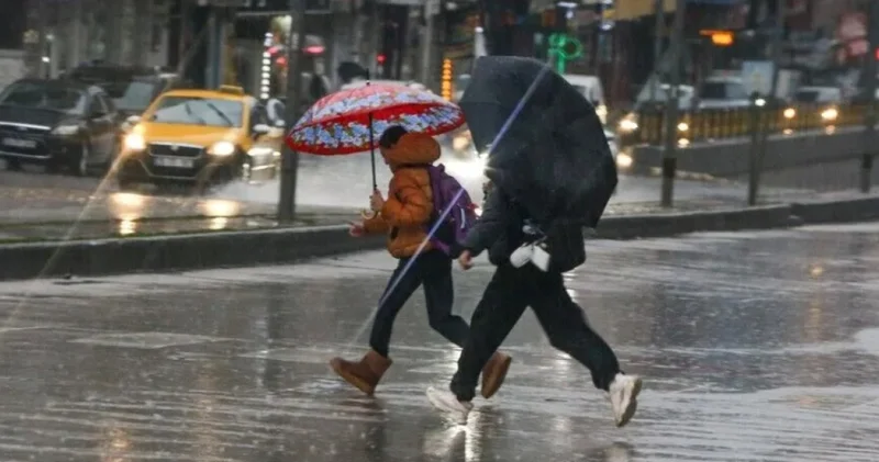İSTANBUL HAFTA SONU HAVA DURUMU: İstanbul da yağışlar devam edecek mi, kaç gün sürecek? Hafta sonu İstanbul da yağmur yağacak mı?