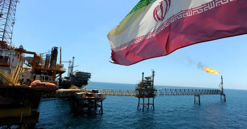 CENTCOM: İran ın 25 milyar dolarlık ham petrol ihracatı engellendi