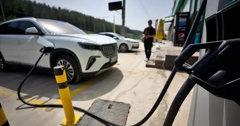 Türkiye yollarındaki elektrikli otomobil sayısı 485 bini geçti