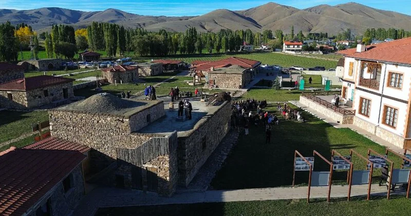 Bayburt un köyünden Avrupa ya uzanan müzecilik başarısı