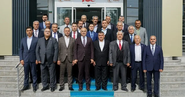 Muhtarlar Dayanışma Derneğinden Başkan Er e hizmet teşekkürü Malatya Son Dakika Haberleri Habertürk Yerel Haberler