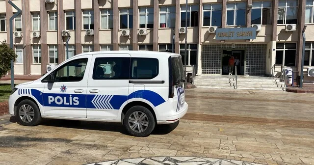 FETÖ firarisi polisten kaçamadı, apartman boşluğundan itfaiye indirdi Aydın Haber Habertürk Yerel Haberler