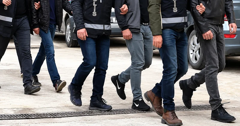 Kripto dolandırıcılığından aranan şüphelinin 3 koruması İstanbul da gözaltına alındı