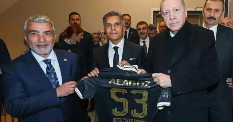 Iğdır FK dan Cumhurbaşkanı Erdoğan a anlamlı ziyaret Fanatik Gazetesi Futbol Haberleri Spor