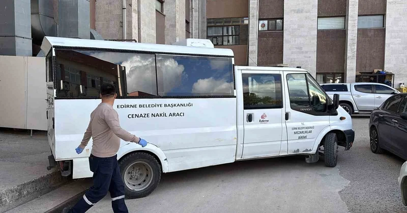 Edirne de kaybolan 2 çocuk aranırken Meriç Nehri nde yarısı eksik ceset bulundu