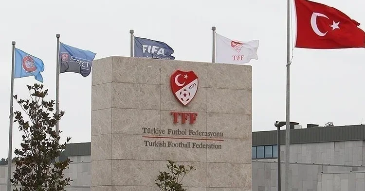 TFF den maçlar öncesi saygı duruşu kararı