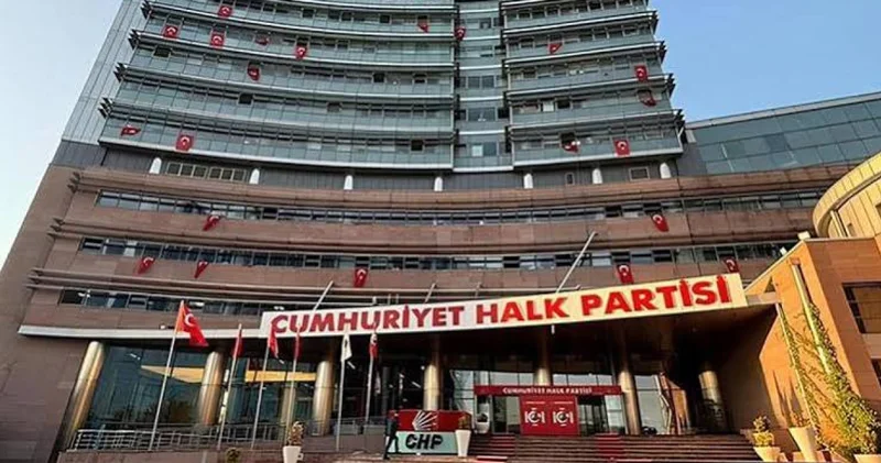 Son dakika haberler: CHP nin İstanbul İl Kongresi davasında erteleme kararı: Mahkeme Yargıtay ı bekleyecek Son dakika haberleri