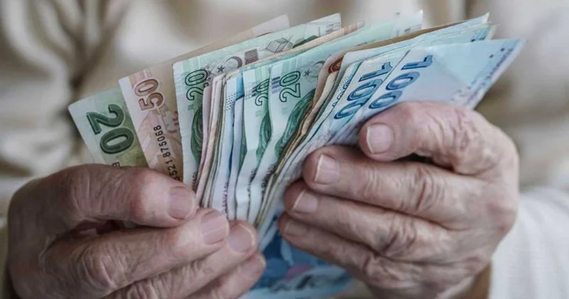 Emeklilerden seyyanen zam talebi