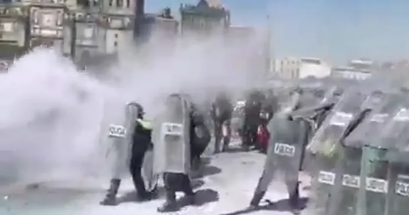 Z kuşağı protestolarında yeni adres! Kuzey Amerika ülkesine de sıçradı!