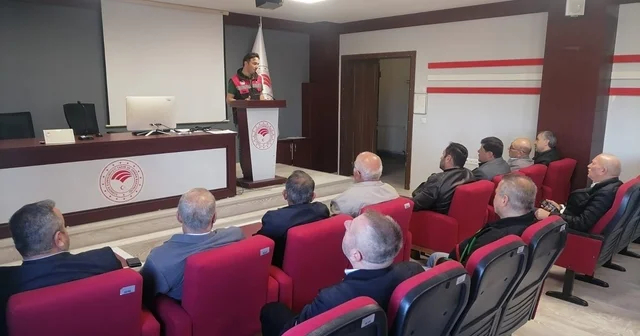 Bafra da kahverengi kokarcaya karşı kışlak mücadelesi başlatıldı Samsun Haberleri