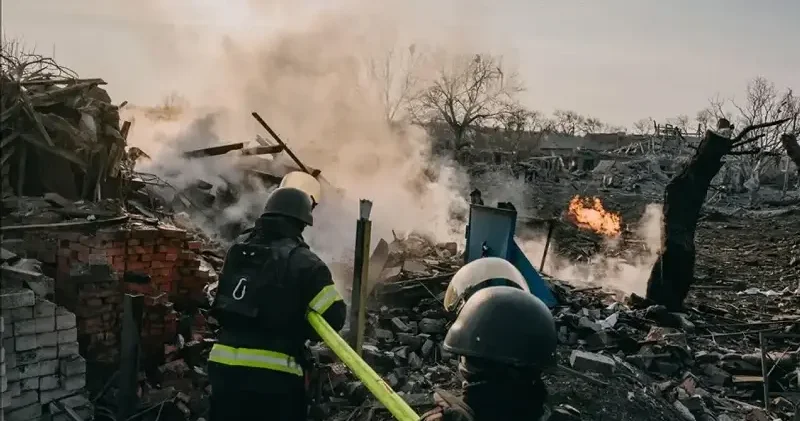Ukrayna: Rus ordusu bir haftada yaklaşık bin İHA ve 980 güdümlü hava bombası fırlattı Dünya Haberleri