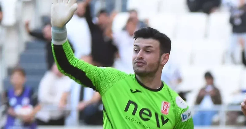 İki kalecisi de bahis listesinde! Şimdi gözler 19 luk Talha ya çevrildi