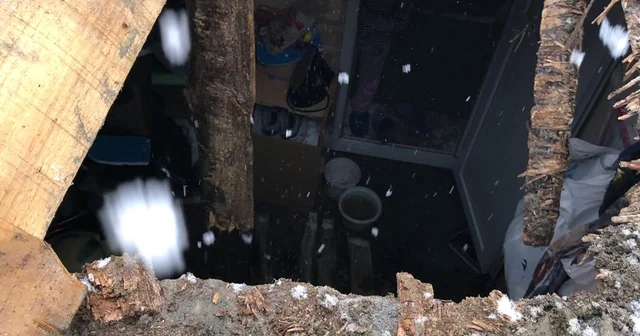 Hakkari de bir evin mutfak kısmı çöktü Hakkari Haberleri