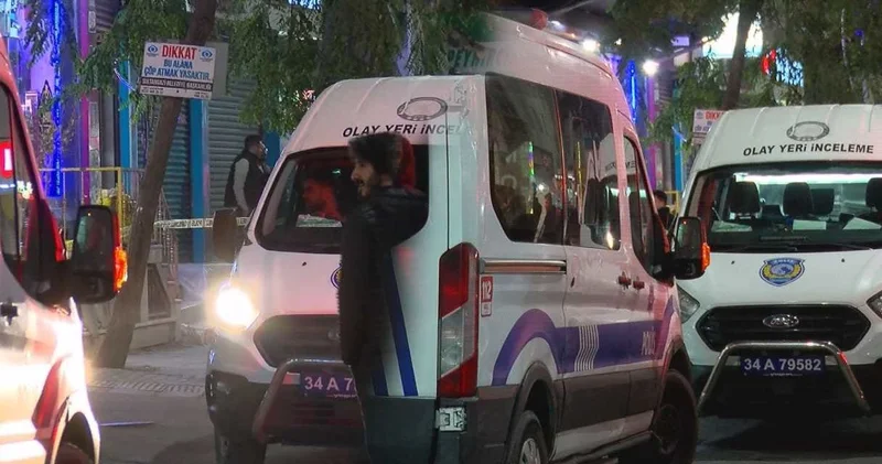 Eski eşinin barıştığı eski eşini öldürüp kendisini vurdu